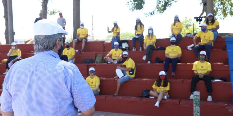 Antía puso en marcha la primera brigada de jóvenes que busca concientizar en las playas desde este fin de semana