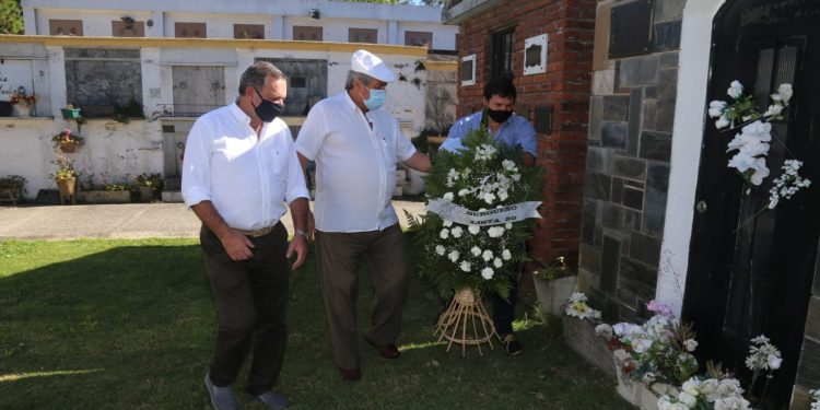 Antía recordó que Burgueño dejó como legado que es posible generar un desarrollo en equilibrio con la sociedad