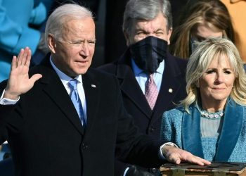 Trump dejó Washington y evitó toma de posesión de presidente