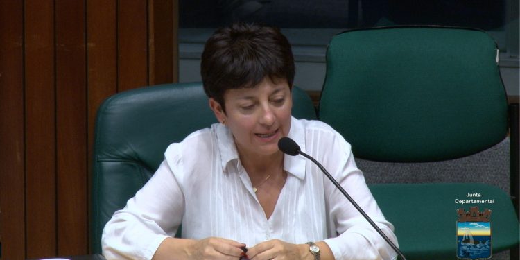 Hernández reclama por oficina regional de Turismo prometida para Punta del Este