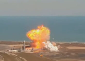 Explota el prototipo de cohete de SpaceX al aterrizar