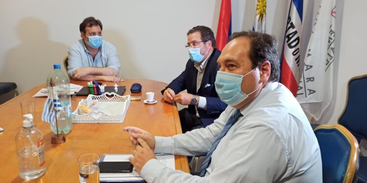 Cámara Empresarial afianza vínculos con Brou y Antel para ayudar a sus socios