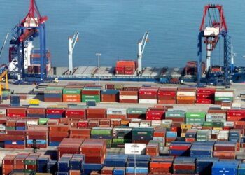 Bajan los casos de COVID-19 a nivel mundial