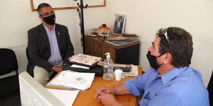 Gobierno de cercanía: Sánchez visitó a Graña en Piriápolis