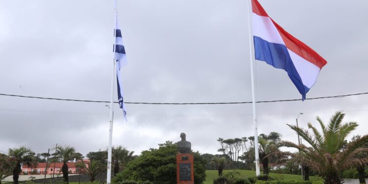Antía saluda la presencia del presidente de Paraguay en el departamento.
