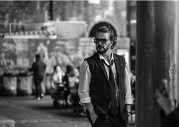 Ricardo Arjona canta en tres idiomas en su nuevo álbum