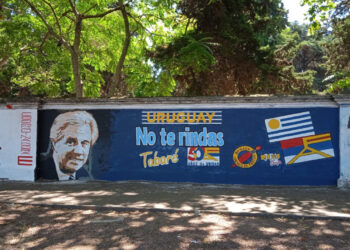Pintan mural en homenaje a Tabaré Vázquez