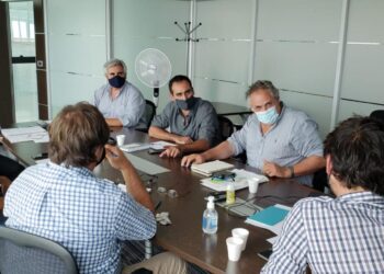 Riesgo de contagiarse de coronavirus por tocar superficies contaminadas es «bajo»