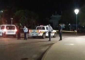 Operativo en Piriápolis por aglomeración; cierran la Ramblita