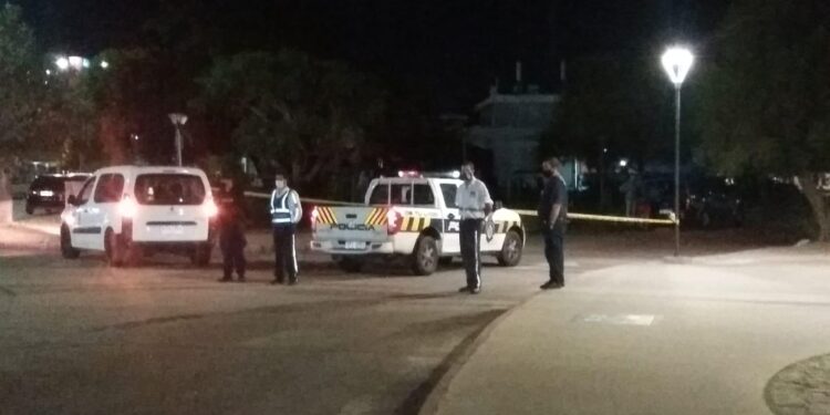 Operativo en Piriápolis por aglomeración; cierran la Ramblita