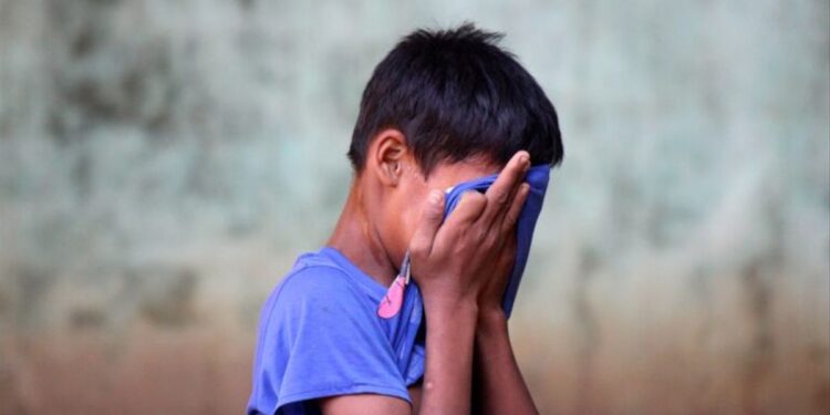 Maltrato infantil reduce el cerebro de los niños