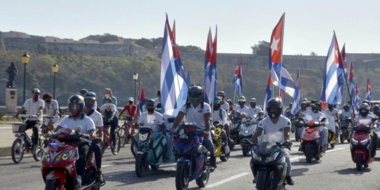 Cubanos salieron a las calles a pedir fin del bloqueo