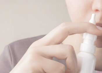 Israel produce spray nasal que elimina 99,9% del virus