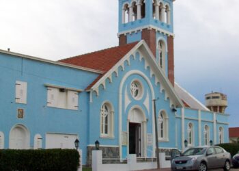 Misa polémica; CECOED pidió a responsable de la Iglesia la Candelaria a cumplir protocolos