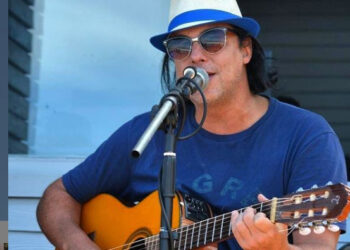 Cantantes argentinos generan polémica por vacunarse contra el COVID-19