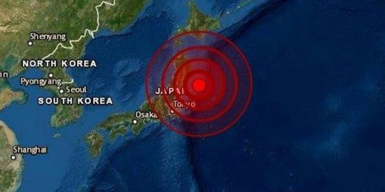 Fuerte sismo sacudió Japón; alerta de tsunami