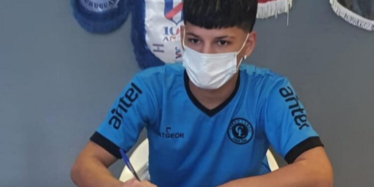 Facundo Núñez, la joya de 15 años de Cerro Largo que enfrentará a Peñarol
