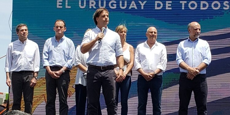 Lacalle reúne a socios del gobierno por primera vez en más de un año