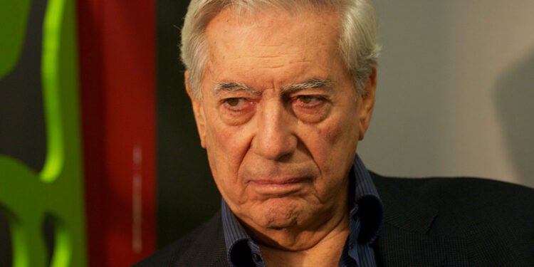 Vargas Llosa pidió el voto por Keiko Fujimori en 2da vuelta para evitar una sociedad comunista en Perú