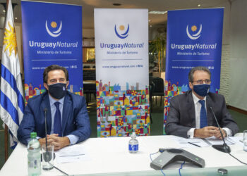 Ministerio de Turismo avanza en concreción de Pasaporte Sanitario