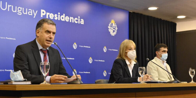 Orsi propuso a Lacalle fabricar vacunas en Canelones