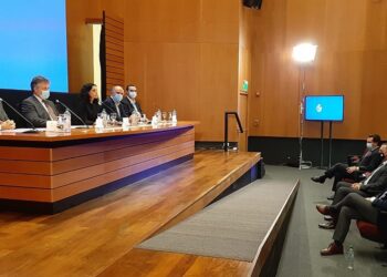 Anuncian 900 millones de dólares para sectores más afectados por la pandemia