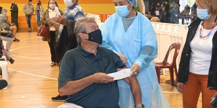 Antía redobla esfuerzos para lograr inmunidad de rebaño en Maldonado e impulsa vacunación masiva pueblo a pueblo y en asentamientos