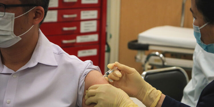 OMS aprueba la vacuna china contra el COVID-19 Sinopharm para uso de emergencia