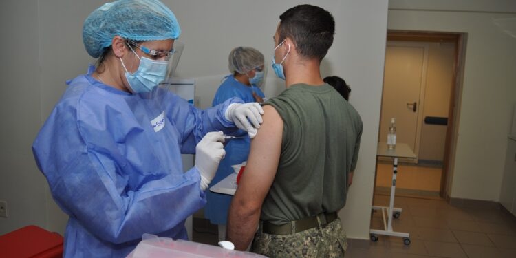 Policía Caminera detuvo un vehículo en Maldonado que llevaba mercadería ingresada en forma ilícita al país
