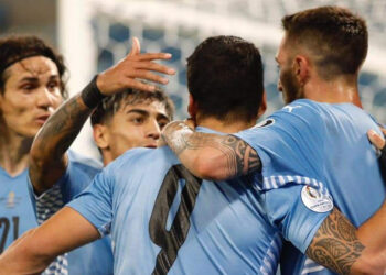 Sigue sin ganar, pero Uruguay esta vez llegó al gol