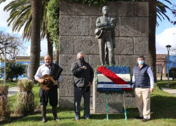 Acto simbólico en Pan de Azúcar en homenaje al natalicio de Artigas