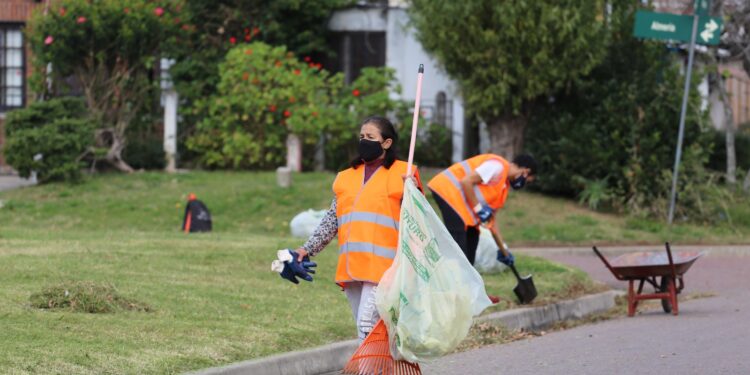 IDM puso en marcha Jornales Solidarios bajo slogan «recuperando la dignidad del trabajo»