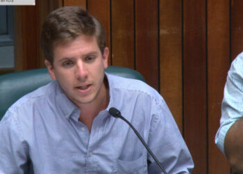 Garlo reclama a la IDM por becas terciarias