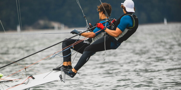 Jóvenes fernandinos del YACHT CLUB PUNTA DEL ESTE, buscan su lugar en el Mundial Junior de Vela en Gdynia, Polonia