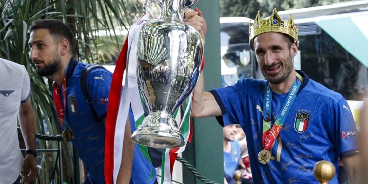 Italia es el nuevo rey de Europa tras vencer a Inglaterra en Wembley