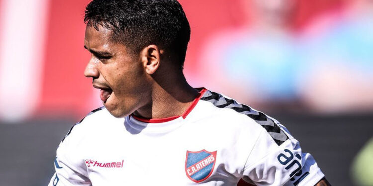 A Atenas y Rocha les cuesta lograr regularidad en LAPro