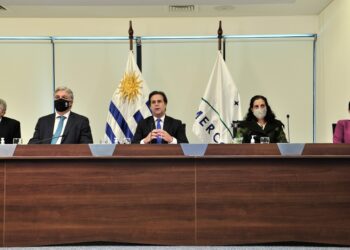 Lacalle dijo que la proa está puesta en la temporada y no descarta medidas sobre fronteras