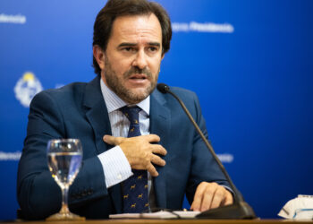 Tras polémica gestión Cardoso deja el Ministerio por la puerta trasera; es el quinto recambio de gabinete en gobierno de Lacalle