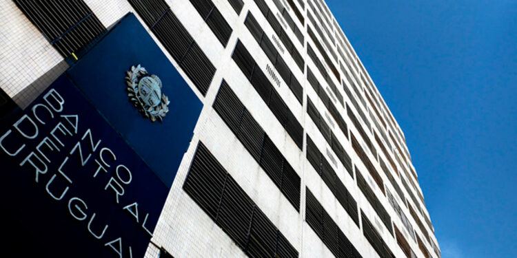 BCU promoverá agenda de finanzas sustentables