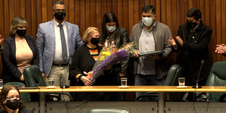 Junta homenajeó a Diario La Democracia en sus 99 años