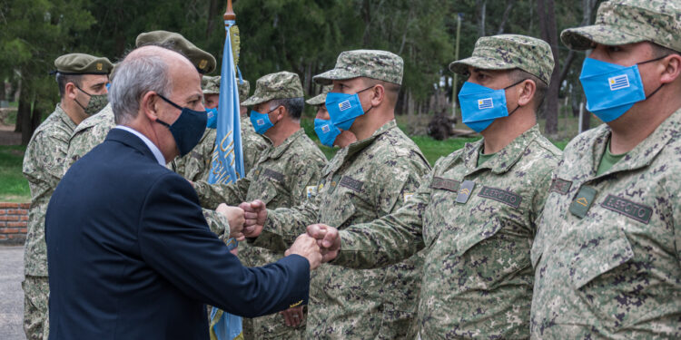 Ministro García despidió a efectivos del Ejército que inician el relevo del contingente uruguayo en Golán