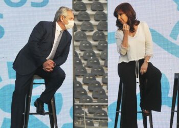 Explosiva carta de Cristina Kirchner pone en jaque al presidente Fernández