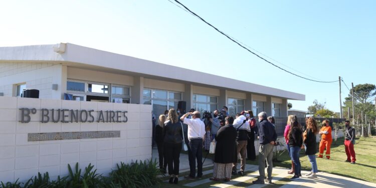 Pereyra destacó inauguración de Consultorio Itinerante en Balneario Buenos Aires