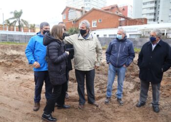 Comenzó la obra del WTC de Punta del Este que generará cientos de puestos laborales