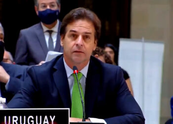 CELAC: Lacalle Pou mantuvo tenso cruce con presidente cubano