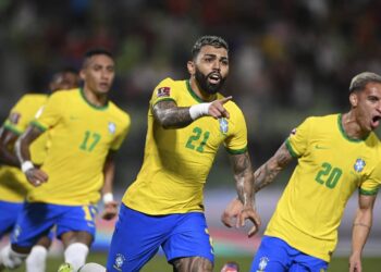 Preocupante estadística del Maestro Tabárez ante los grandes de Sudamérica