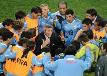 Tabárez fue ratificado en el cargo