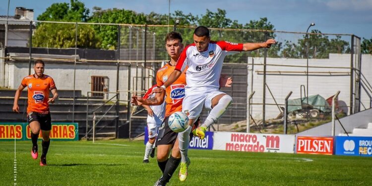 Deportivo Maldonado se perdió la chance de quedar arriba