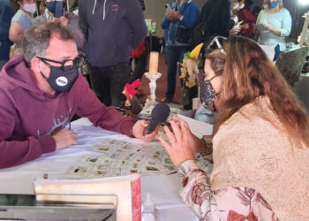 Patricia Etchart, la tarotista de los famosos, destacó en Montevideo Místico