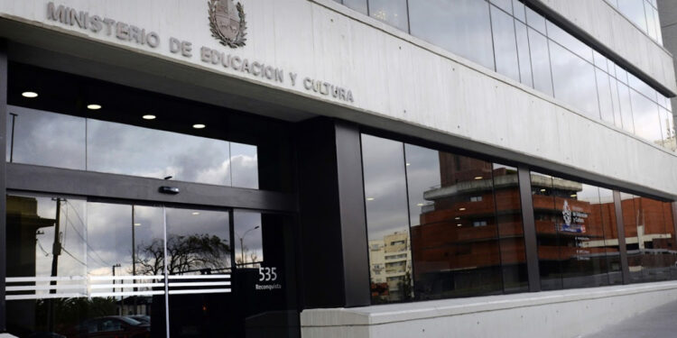 200 proyectos artísticos y culturales de todo el país reciben apoyo por 32 millones de pesos